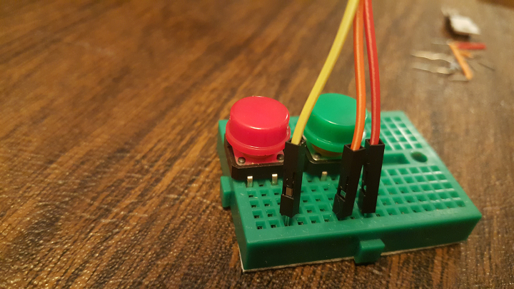 GPIO pin #24 pin connected to mini breadboard